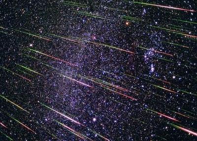 La NASA se prepara para una potencialmente dañina tormenta de meteoros en 2011 Parte 1 La NASA se prepara para una potencialmente dañina tormenta de meteoros en 2011 Parte 1