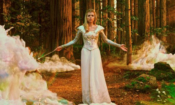 “Oz, un mundo de fantasía” (Sam Raimi, 2013) “Oz, un mundo de fantasía” (Sam Raimi, 2013)