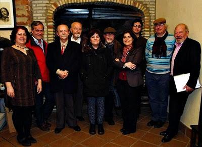 TARDE DE POESÍA EN EL GUITARRÓN DE JEREZ DE LA FRONTERA TARDE DE POESÍA EN EL GUITARRÓN DE JEREZ DE LA FRONTERA