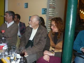 TARDE DE POESÍA EN EL GUITARRÓN DE JEREZ DE LA FRONTERA TARDE DE POESÍA EN EL GUITARRÓN DE JEREZ DE LA FRONTERA