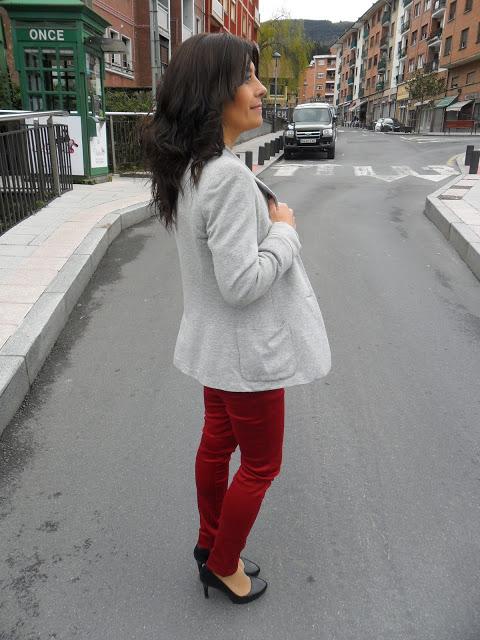 GREY & BURGUNDY GREY & BURGUNDY