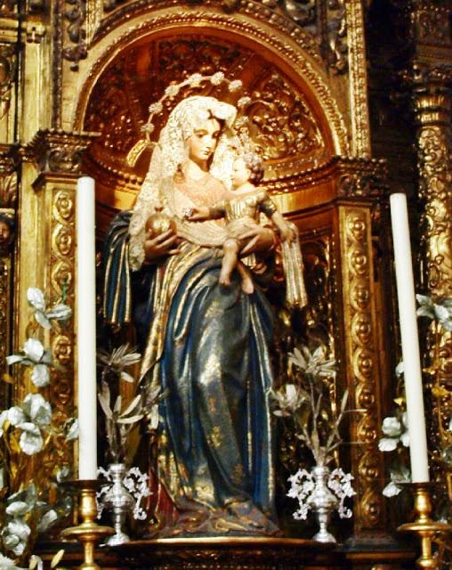 La Virgen de la Granada, en La Iglesia de San Lorenzo.