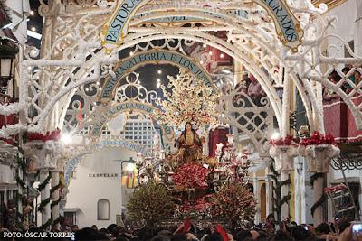 Las fiestas mayores de la Divina Pastora, referentes festivos de Cantillana en la guía de fiestas de la provincia de Sevilla. Las fiestas mayores de la Divina Pastora, referentes festivos de Cantillana en la guía de fiestas de la provincia de Sevilla.