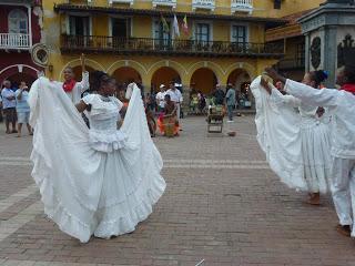 Charlas para crecer (Cartagena, Colombia) - Una tarde a puro mapale y cumbia con Cytambo Colombia