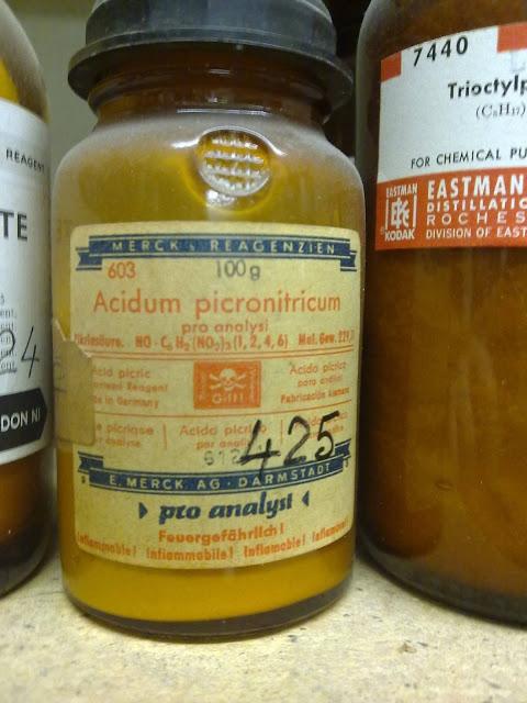 El ácido pícrico vale más que la sangre: 176 boricuas mueren en Arkansas. El ácido pícrico vale más que la sangre: 176 boricuas mueren en Arkansas.