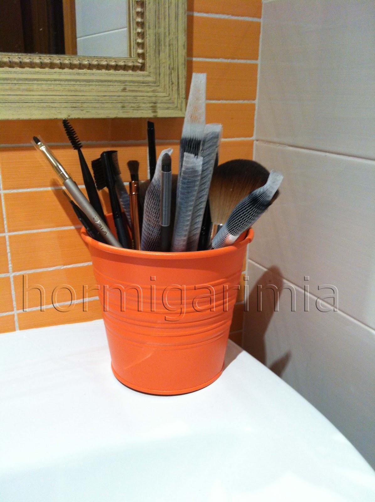 ¿dónde guardo las brochas? ¿dónde guardo las brochas?