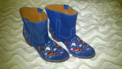 Embroider boots