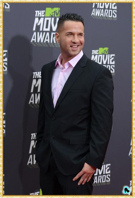 MTV MOVIE AWARDS 2013 ALFOMBRA ROJA mtv_movie_awards_2013_183925496_800x1200