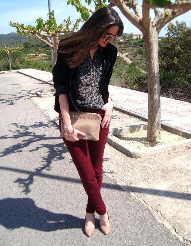 HiGH-WaiSteD HiGH-WaiSteD