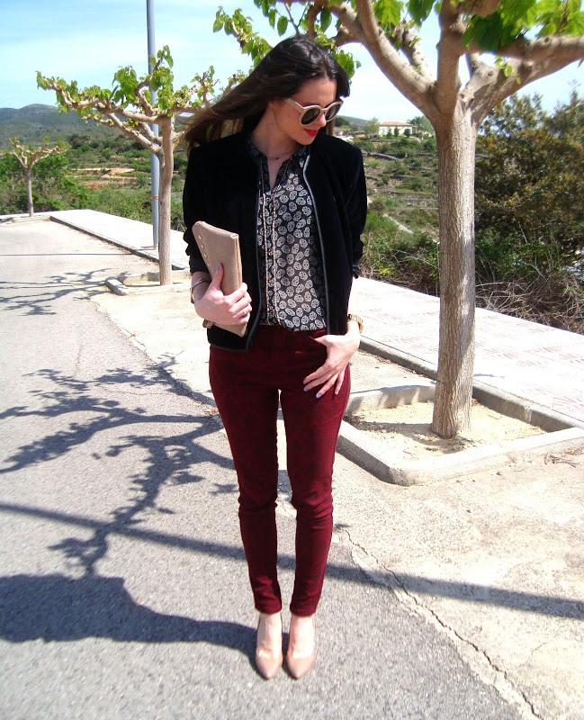 HiGH-WaiSteD HiGH-WaiSteD