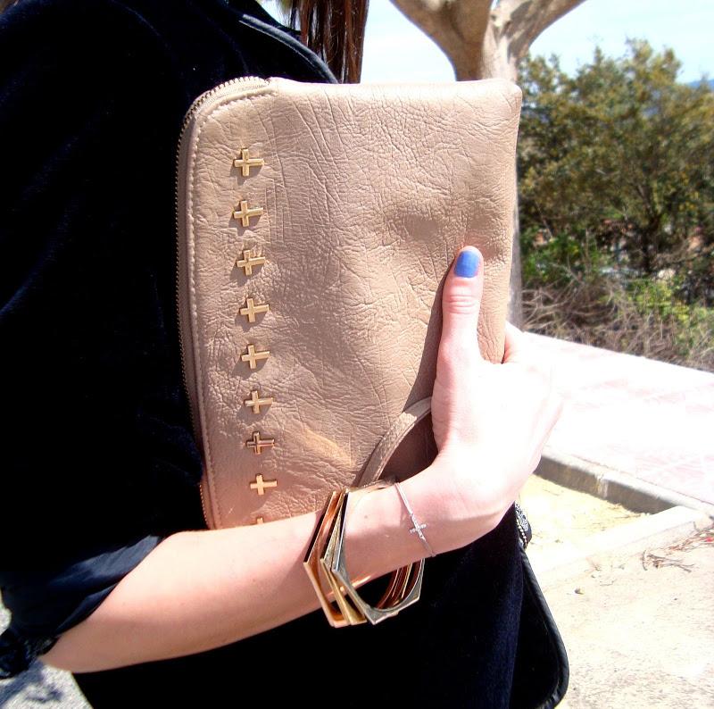 HiGH-WaiSteD HiGH-WaiSteD