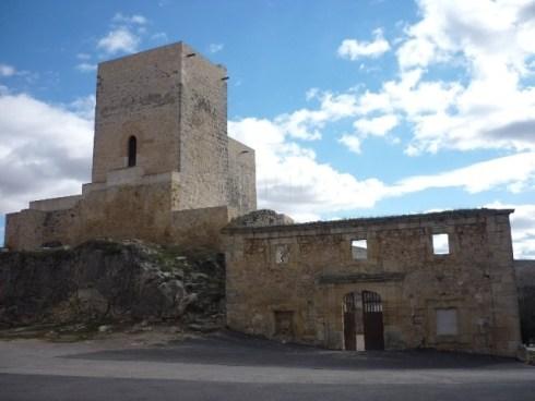 vista de la fortaleza de uclés.