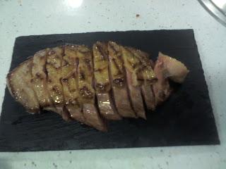 MAGRET DE PATO CON SALSA DE HONGOS AL PEDRO XIMÉNEZ MAGRET DE PATO CON SALSA DE HONGOS AL PEDRO XIMÉNEZ