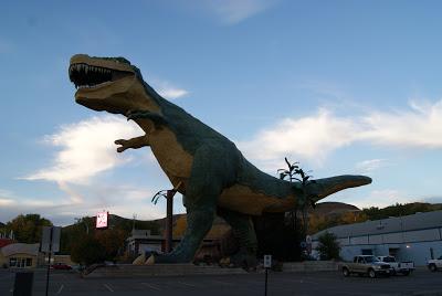 Drumheller... una ciudad tomada por dinosaurios Drumheller... una ciudad tomada por dinosaurios