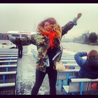 HM SI / HM NOOOOOOOOOO Y SARITA DE VISUAL MANAGER!! HM SI / HM NOOOOOOOOOO Y SARITA DE VISUAL MANAGER!!