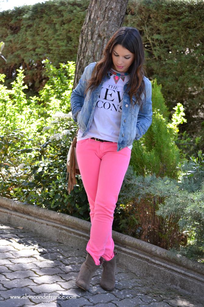 Look New Icons T-Shirt & Jeans Color Rosa