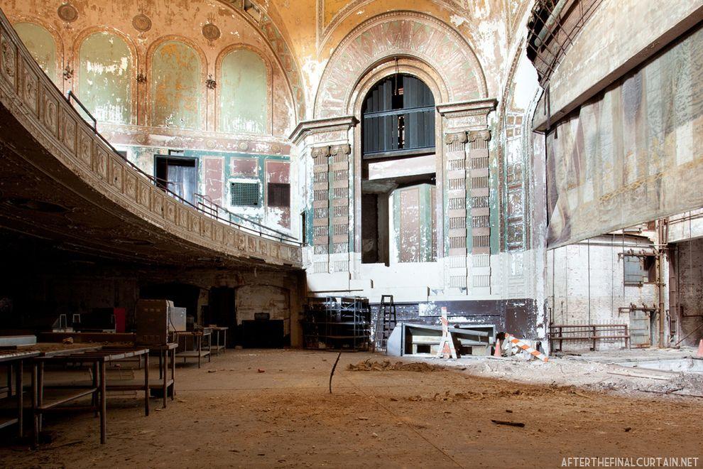 3 grandes cines abandonados en Nueva York.