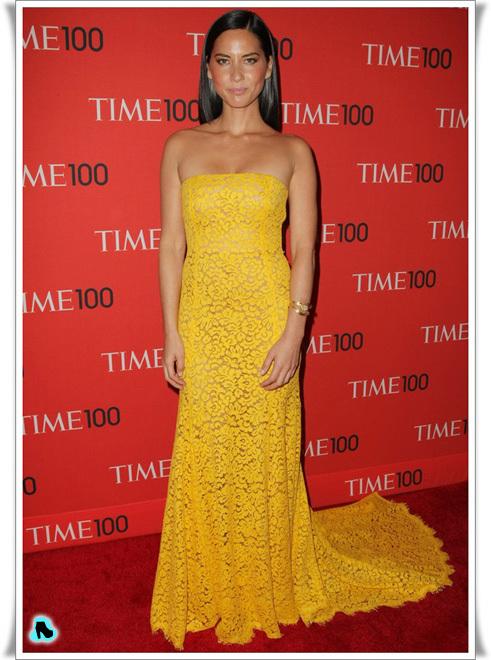 PARTY TIME, ALFOMBRA ROJA olivia-munn_ampliacion