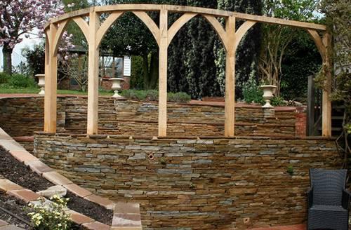 terraza-superior-del-jardín terraza-de-jardín-rematada-con-arcos