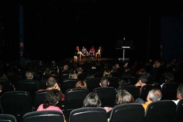 PRESENTACIÓN Y PREVENTA DE EL COMERCIANTE DE EMOCIONES