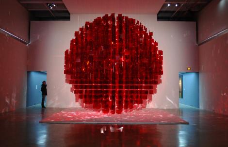 Julio Le Parc, Esfera roja @Foto Laura Morales