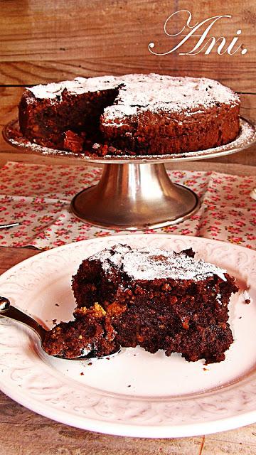 Tarta de chocolate con almendras. Tarta de chocolate con almendras.