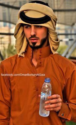 Este es el hombre expulsado de Arabia Saudita por demasiado guapo