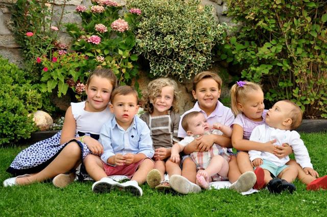 Día de la madre: una hormiga en la barriga Día de la madre: una hormiga en la barriga