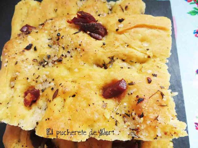 FOCCACIA CON OLIO AROMATICO E PROSCIUTTO FOCCACIA CON OLIO AROMATICO E PROSCIUTTO