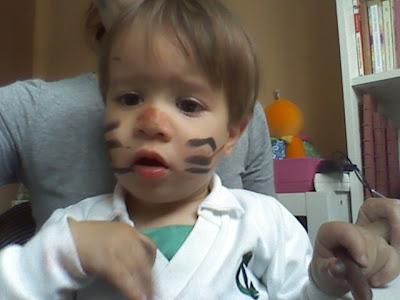 A qué juegan Miss y Mister (IV): Nos maquillamos A qué juegan Miss y Mister (IV): Nos maquillamos