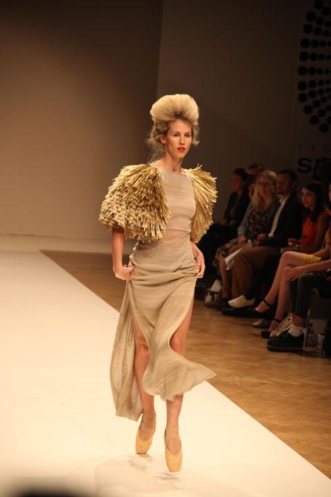 El Royal Ballet en la pasarela. Pierson Lawlor SS2012 El Royal Ballet en la pasarela. Pierson Lawlor SS2012