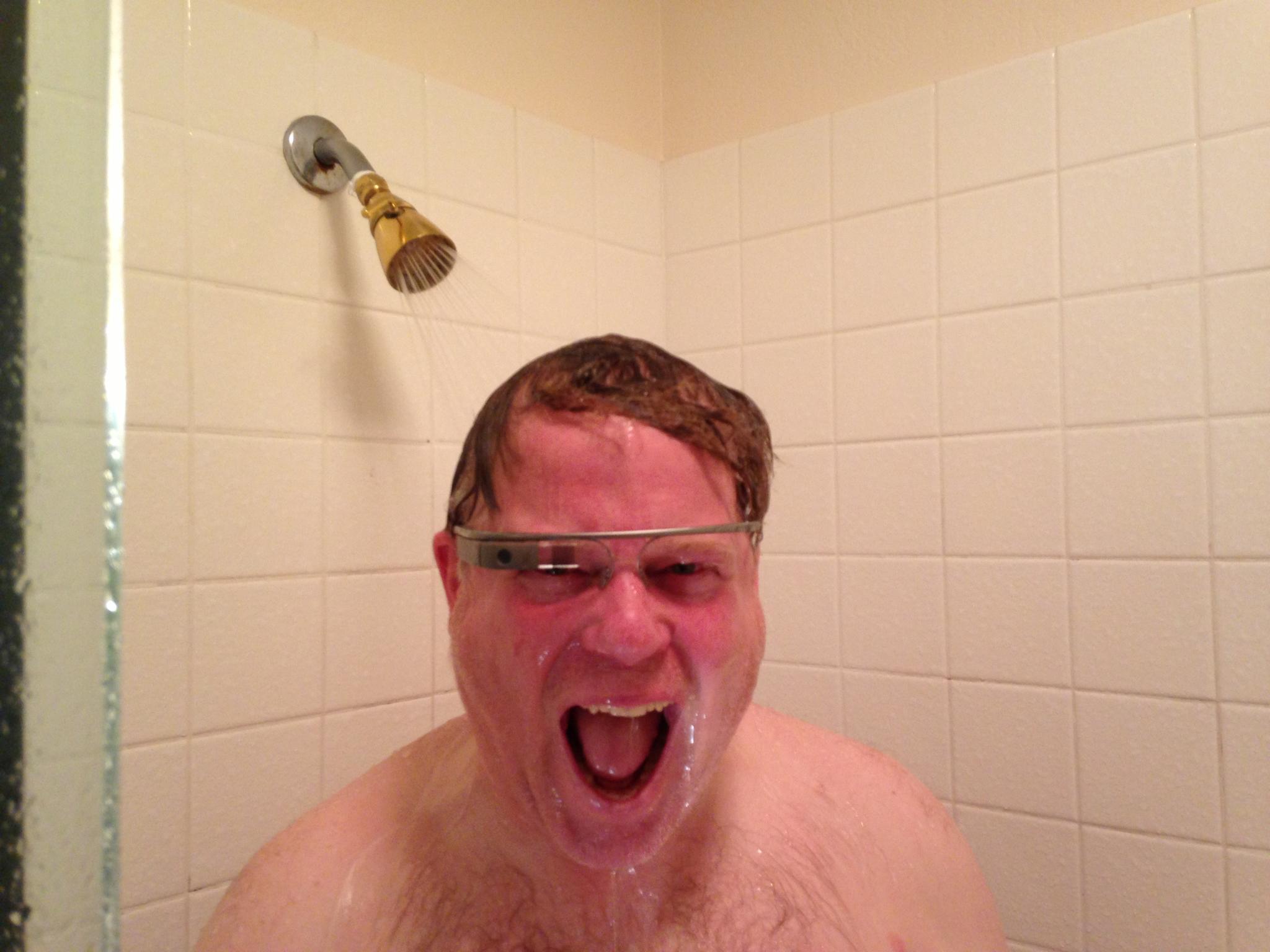 Nuevo video explica cómo usar Google Glass Scoble glass