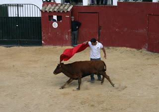 VISITA DE LA PEÑA CURRO JIMÉNEZ A LA GANADERÍA DE JULIO DE LA PUERTA