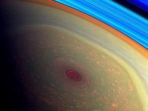 Anomalías en Saturno, enorme vórtice por una tormenta polar Anomalías en Saturno, enorme vórtice por una tormenta polar