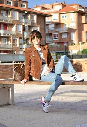 To the stake, yes or no?. To the stake, yes or no?.