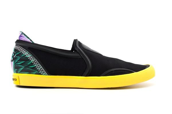 Odd, un espacio dedicado al calzado de moda en Barcelona Y-3-zapatillas adidas yoghi yamamoto