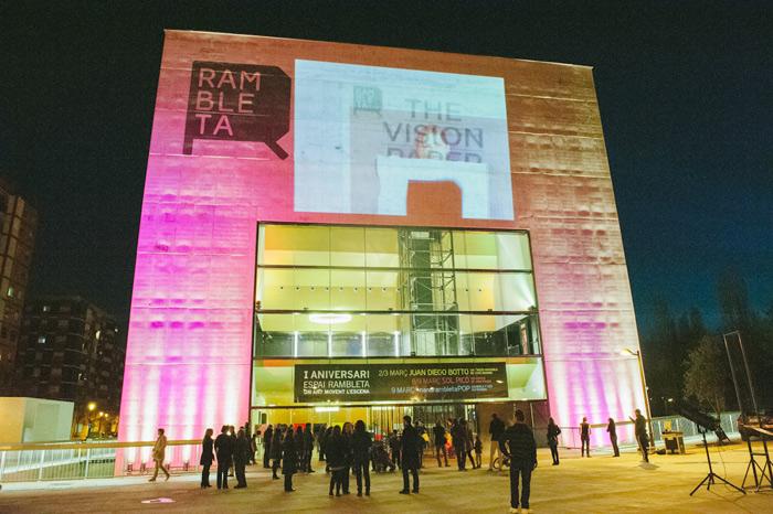 Naked Street & La Rambleta Naked Street & La Rambleta