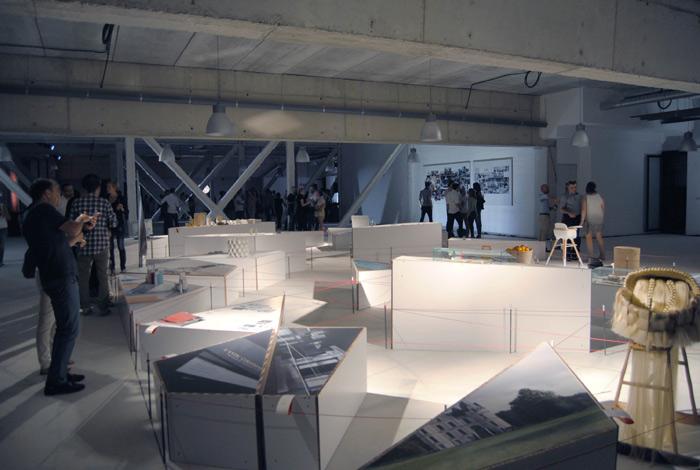 Naked Street & La Rambleta Naked Street & La Rambleta