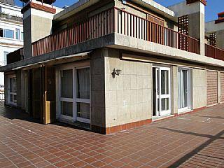 BARCELONA...PASEO POR EL BARRIO DE GRÀCIA... LOS CINES, QUE YA NO EXISTEN Y...Las obras ilegales y los sobreáticos en Gràcia... 9-05-2013... BARCELONA...PASEO POR EL BARRIO DE GRÀCIA... LOS CINES, QUE YA NO EXISTEN Y...Las obras ilegales y los sobreáticos en Gràcia... 9-05-2013...