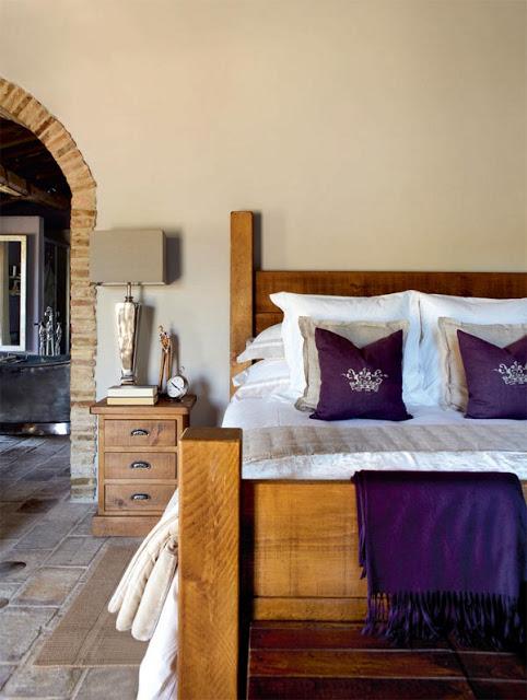 UNA CASA DE CAMPO EN LA TOSCANA ITALIANA UNA CASA DE CAMPO EN LA TOSCANA ITALIANA
