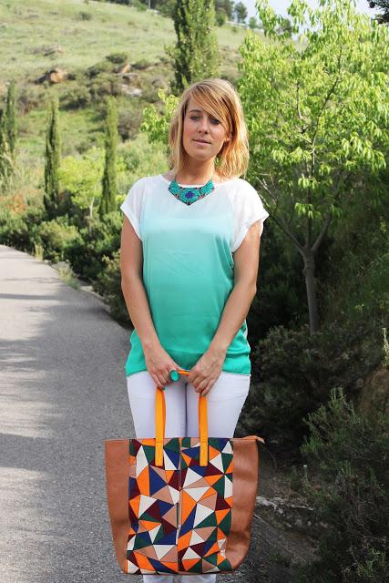 Blanco...aguamarina Blanco...aguamarina