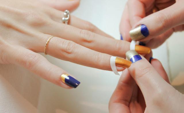 Manicura media luna paso a paso - BEAUTY Manicura media luna paso a paso - BEAUTY