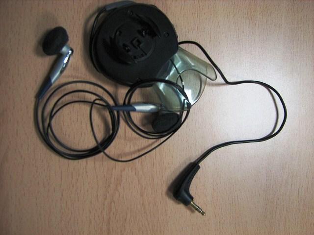 Diez cosas que no debes olvidar meter en la maleta Auriculares