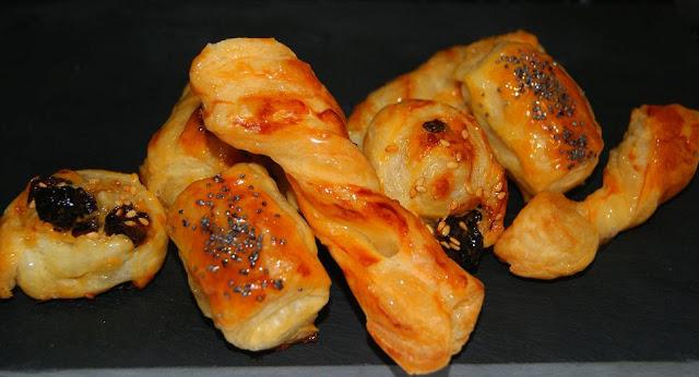 Hojaldres Dulces de bocado (Lazos, Caracolas y Mini-napolitanas) Hojaldres Dulces de bocado (Lazos, Caracolas y Mini-napolitanas)