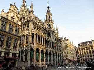 Asomándose a Bruselas Asomándose a Bruselas