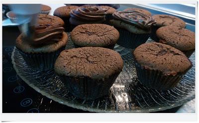 cupcakes de chocolate cupcakes de chocolate