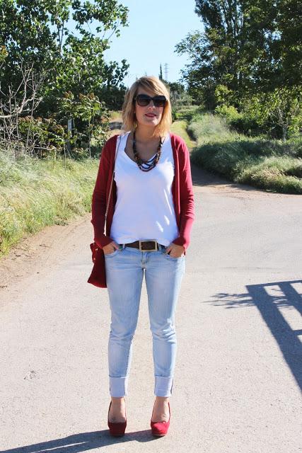 Simple outfit with jeans Simple outfit with jeans