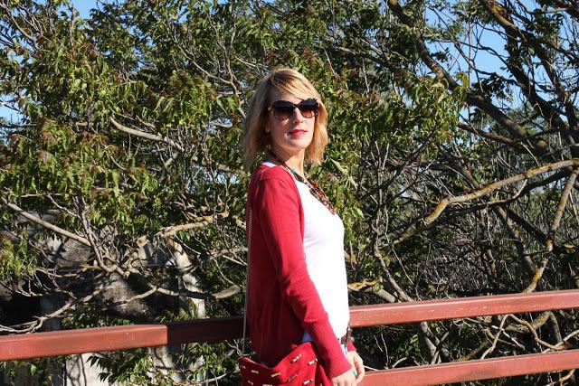 Simple outfit with jeans Simple outfit with jeans