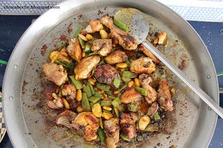 Paella valenciana Paella valenciana