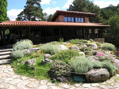 Centro de educación ambiental “Valle de la Fuenfría” Centro de educación ambiental “Valle de la Fuenfría”
